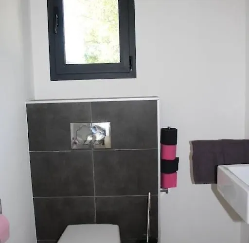 Mare Piscine Et Villa